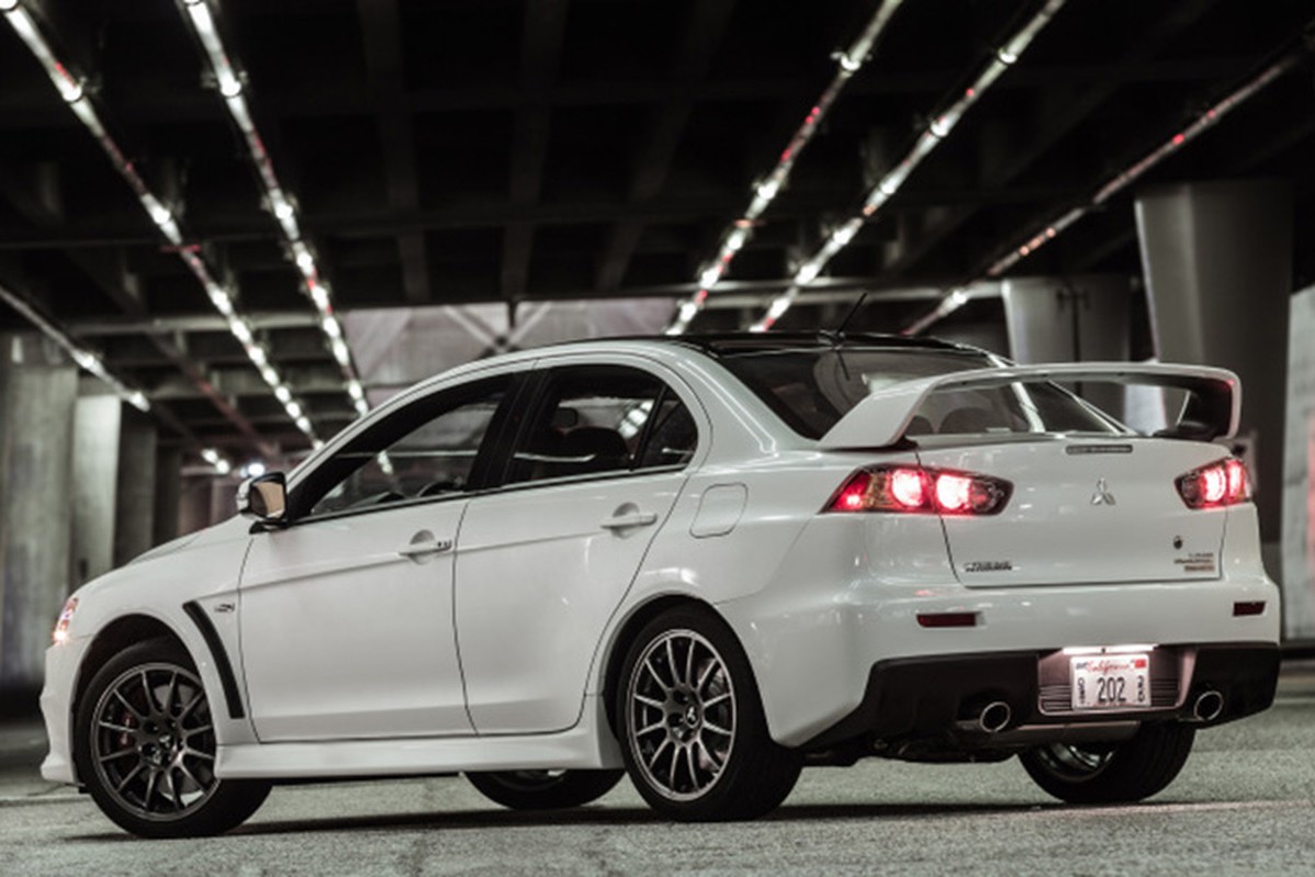 Ngam Mitsubishi Lancer Evolution cuoi cung truoc khi 