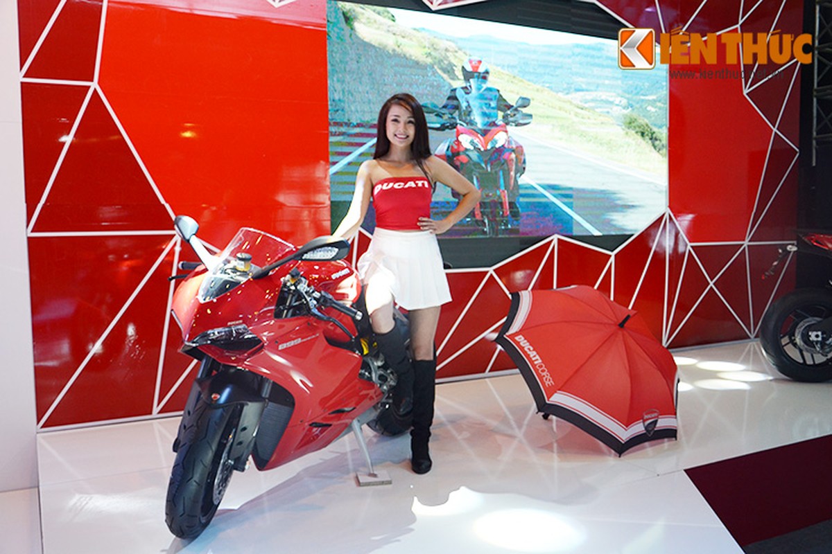 Ducati Viet Nam mang loat moto 