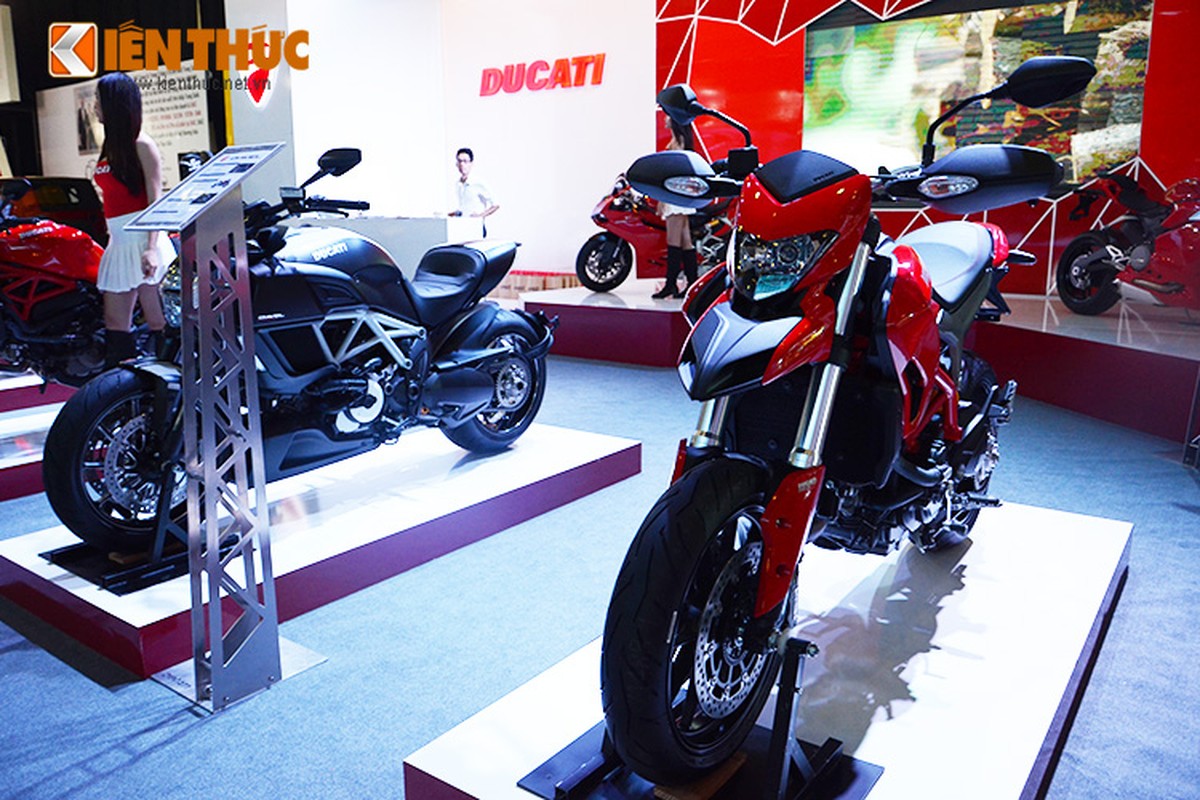 Ducati Viet Nam mang loat moto 