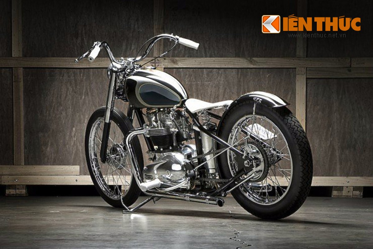 Ngam ban do Triumph Bonneville Bobber 