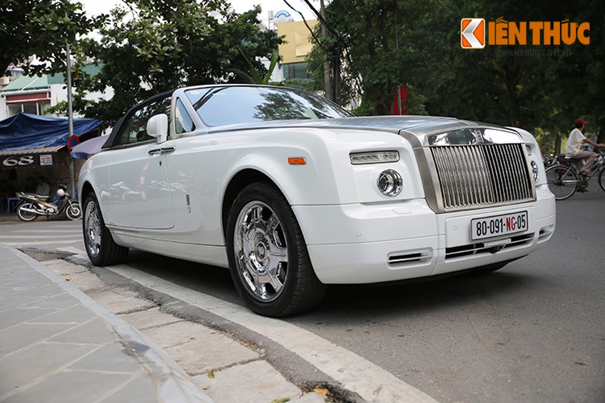 Sieu xe trieu do Rolls-Royce Phantom mui tran tai Ha Noi-Hinh-13