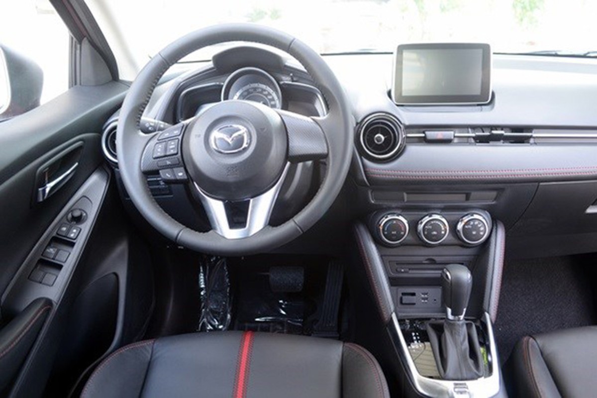 Mazda2 (CKD) tai Viet Nam thay doi gi so voi xe nhap?-Hinh-8