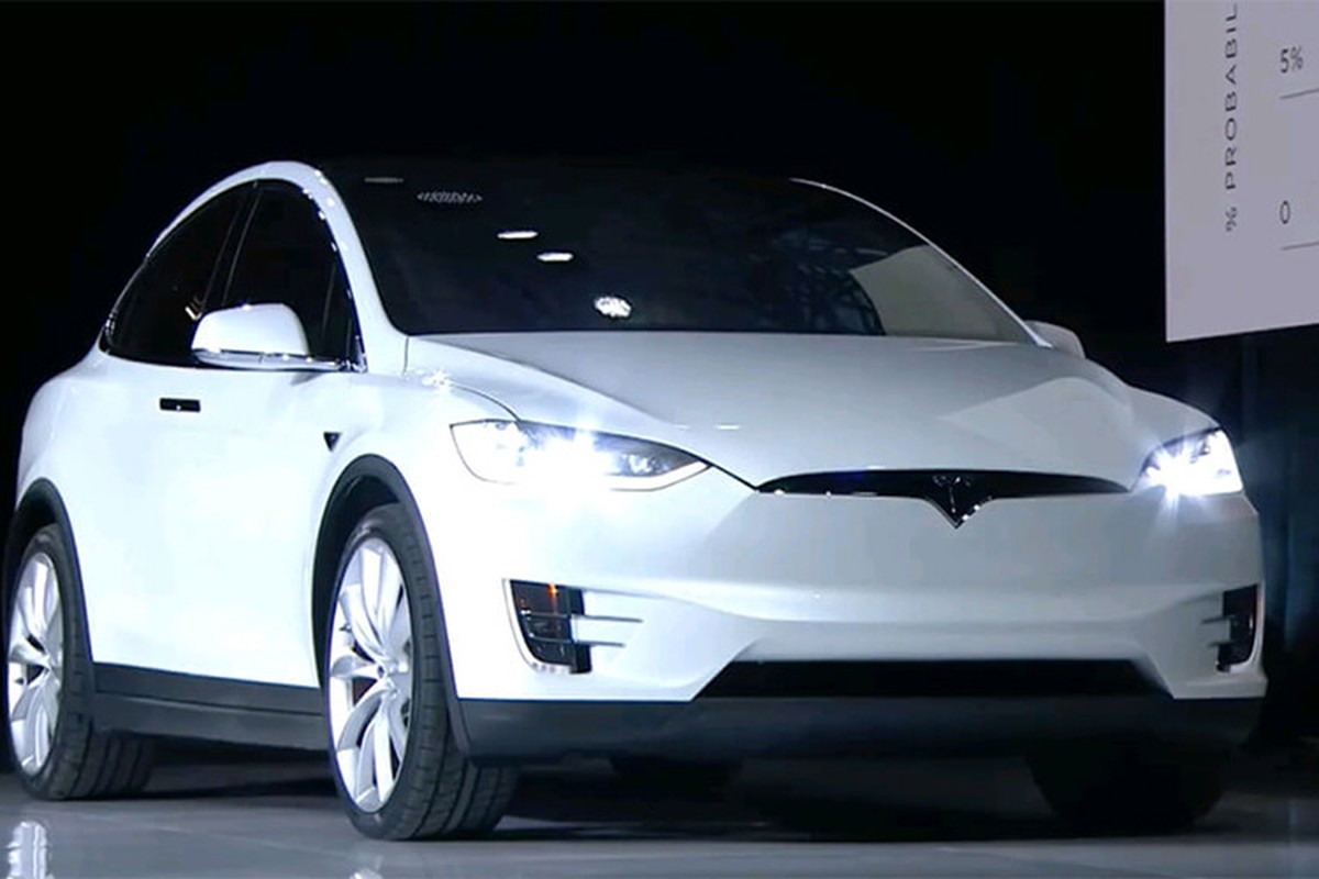 Tesla Model X 70D - sieu xe dien thuc su 