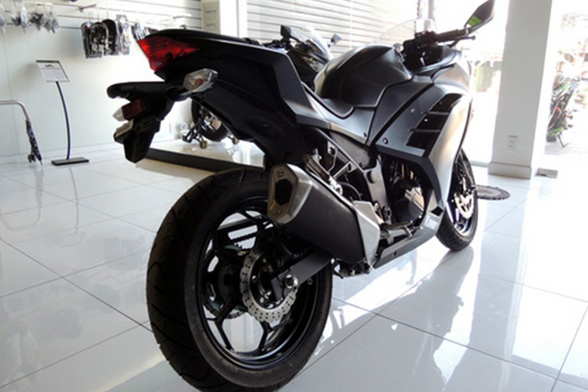 Ve Viet Nam, Kawasaki Ninja 300 moi chot gia 169 trieu-Hinh-10