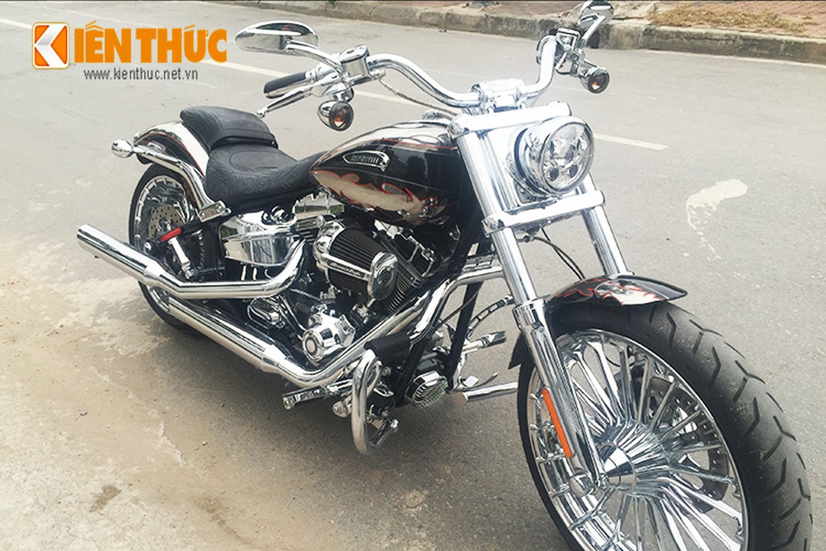 Chi tiet Harley Softail CVO Breakout gia 1,4 ty tai Ha Noi-Hinh-18