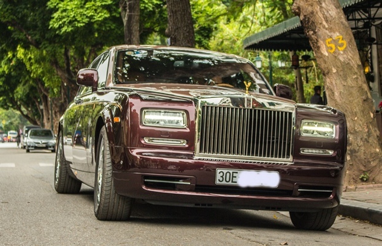 Rolls-Royce Phantom Lua Thieng 51 ty lan banh tai Ha Noi-Hinh-10