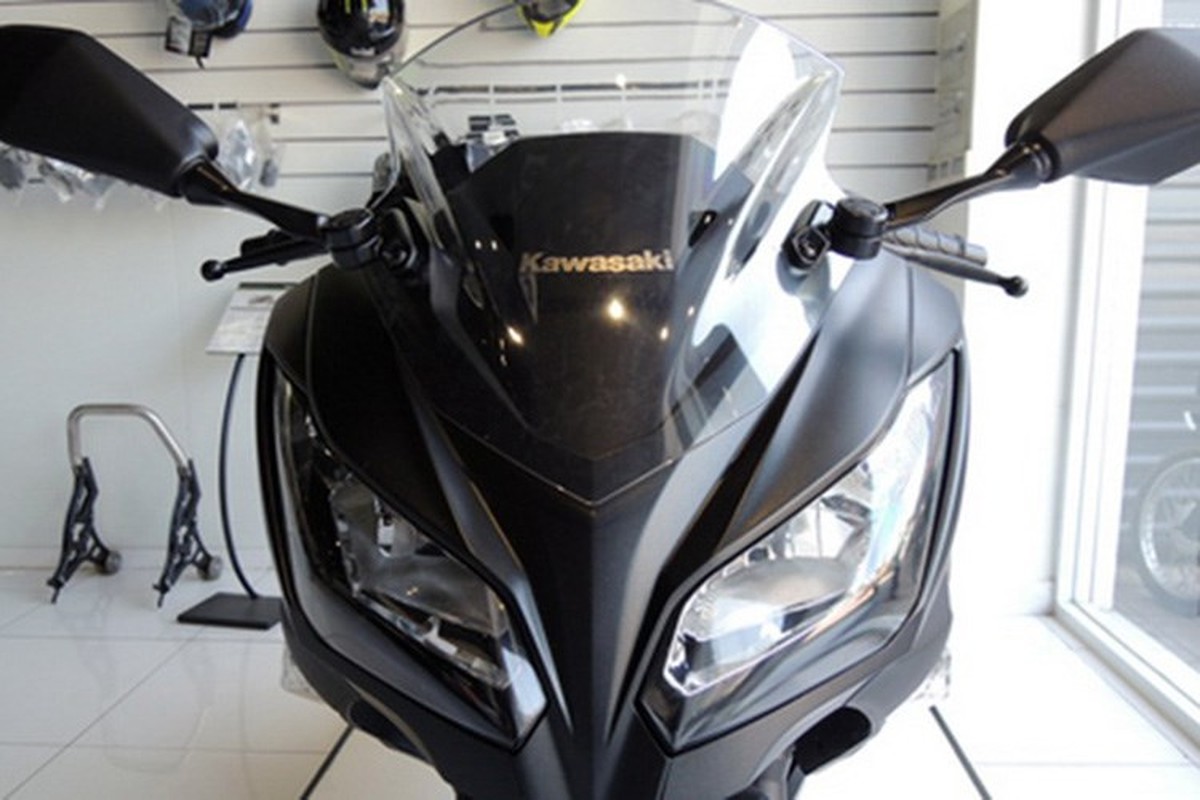 Kawasaki Ninja 300 ABS 2016 giam gia 