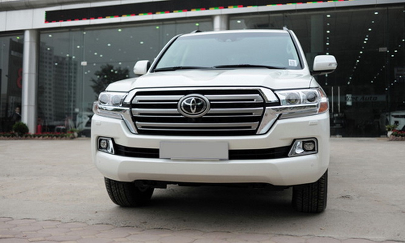 Toyota Land Cruiser 2016 gia 5,5 ty dong tai Ha Noi-Hinh-2