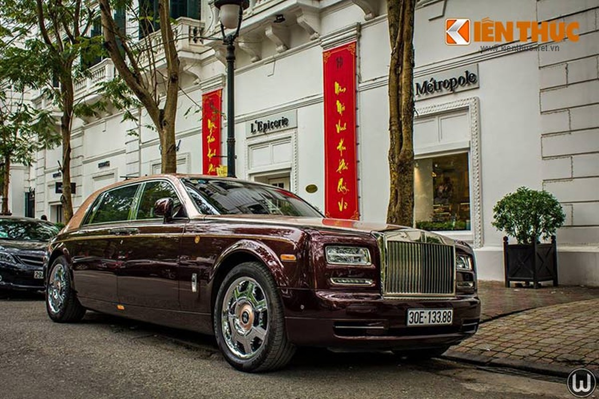 Sieu xe Rolls-Royce dat nhat Viet Nam lan banh tai Ha Noi-Hinh-10