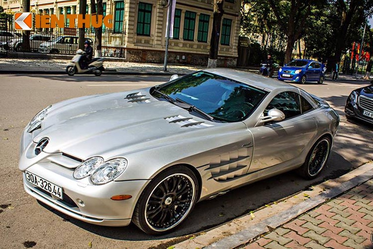 Mercedes SLR McLaren 