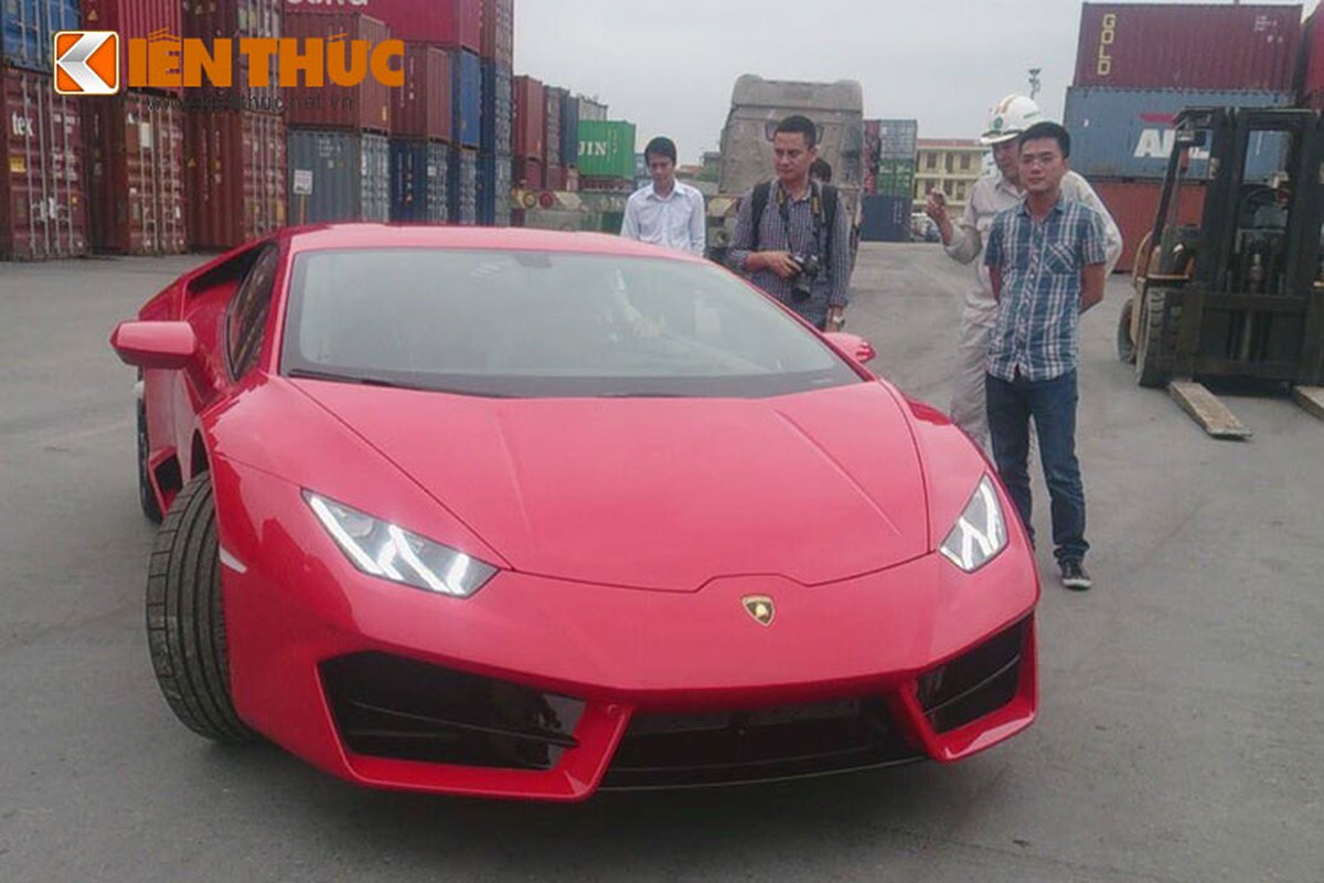 Sieu xe Lamborghini Huracan chinh hang gia 14 ty ve VN