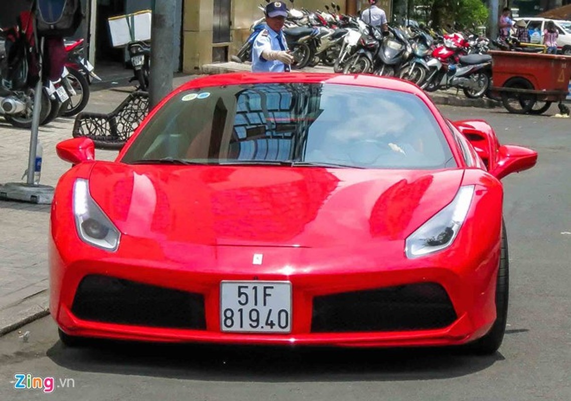 Sieu xe Ferrari 488 GTB mau do gia hon 14 ty tai Sai Gon-Hinh-2