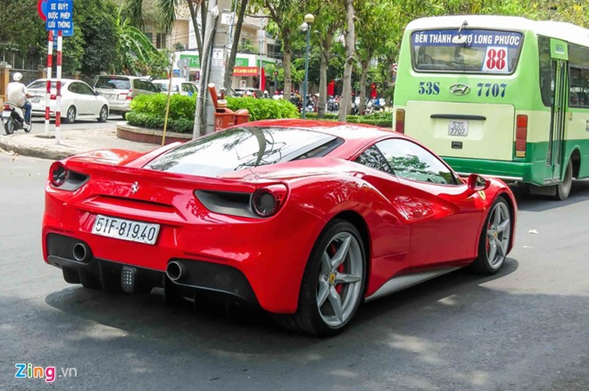 Sieu xe Ferrari 488 GTB mau do gia hon 14 ty tai Sai Gon-Hinh-4