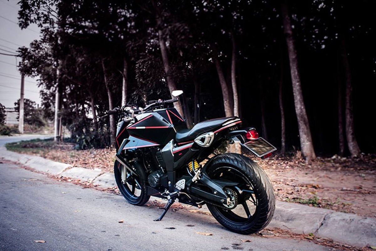 Xe no Yamaha FZ16 phong cach samurai 