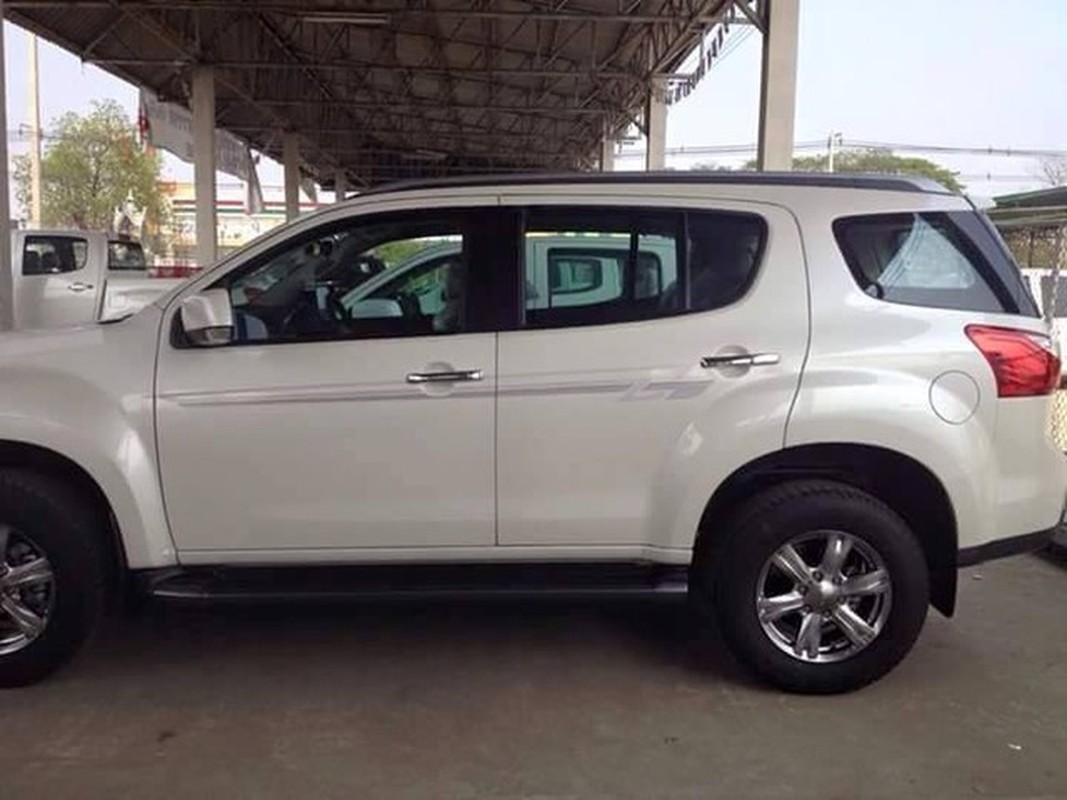 SUV Isuzu MU-X se co gia 960 trieu dong tai Viet Nam?-Hinh-4