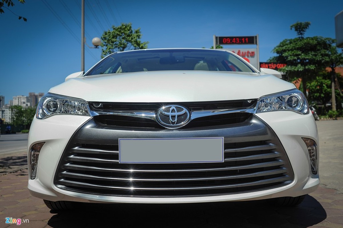 Chi tiet Toyota Camry XLE gia 1,9 ty tai Viet Nam-Hinh-4