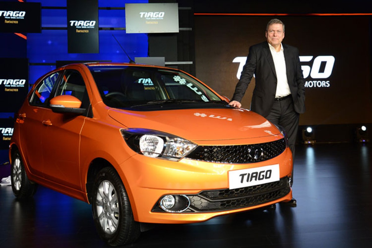 Hatchback Tata Tiago gia 100 trieu dong 
