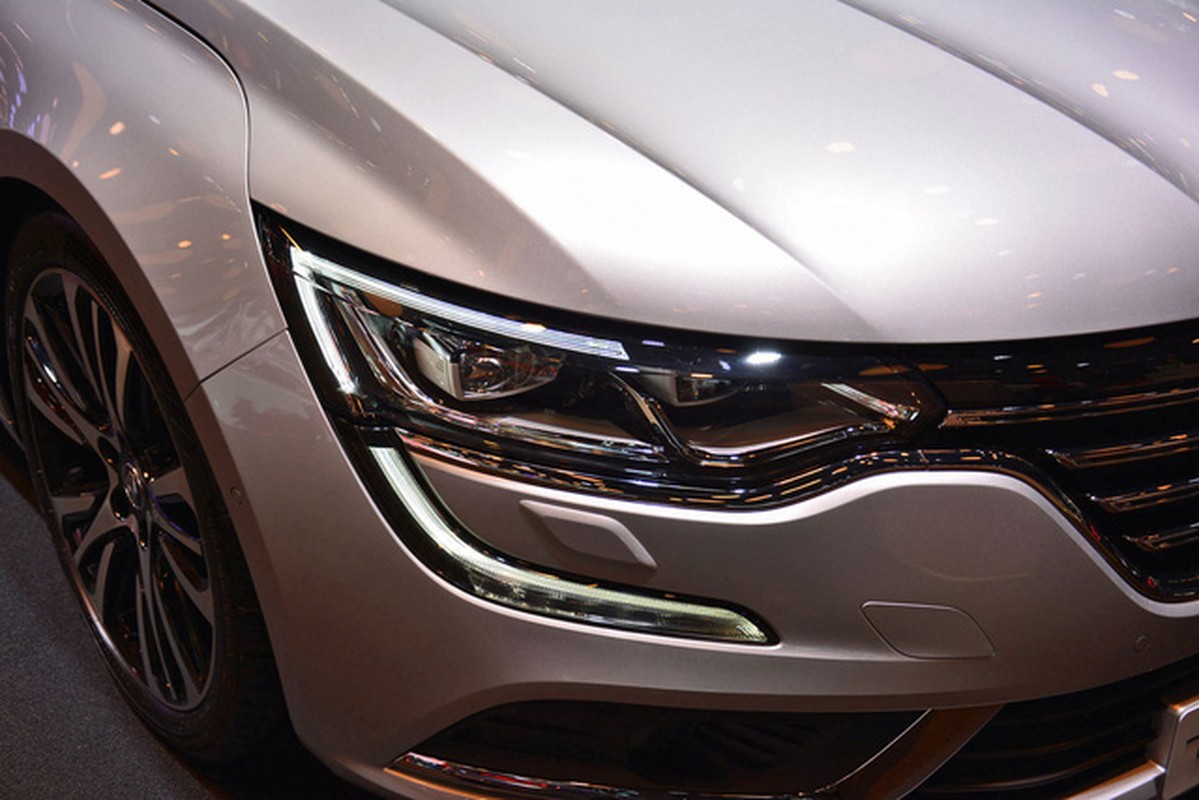 Xe dep nhat 2015 - Renault Talisman gia 688 trieu den VN-Hinh-2