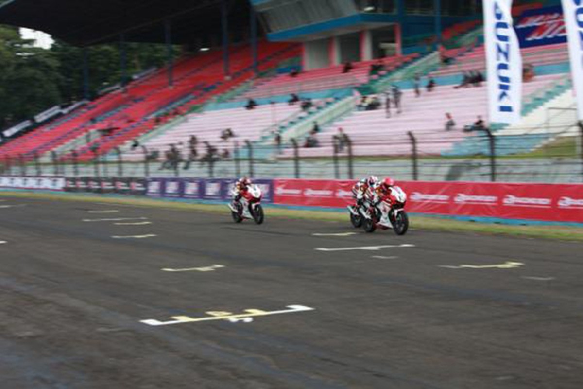 Honda Viet Nam tham du chang 4 giai dua moto Chau A-Hinh-10