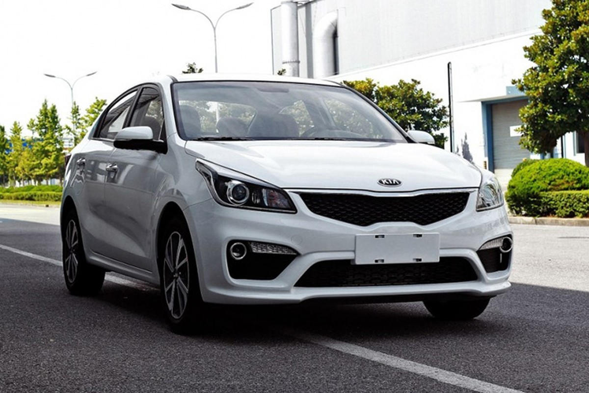 Kia Rio sedan 2017 “bang xuong bang thit” tai Chau A