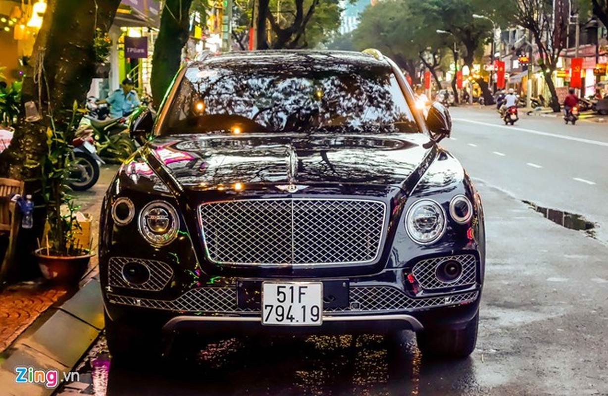 Sieu SUV nhanh nhat Bentley Bentayga gia 19 ty tai VN