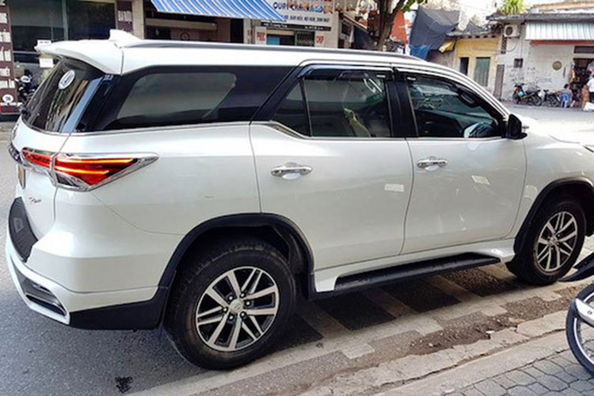 Toyota Fortuner 2017 do Lexus LX570 o Nam Dinh-Hinh-4