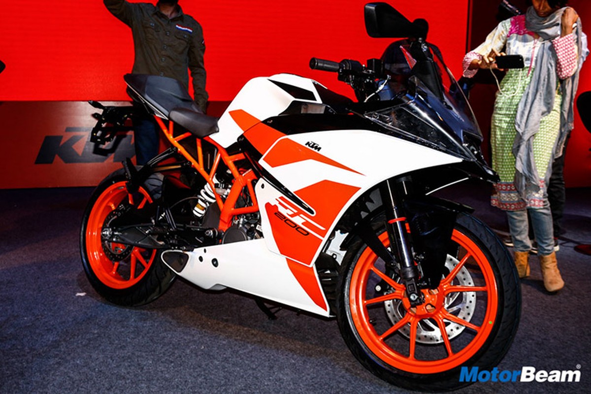 KTM ra mat RC390 va RC200 moi gia chi tu 57 trieu-Hinh-3