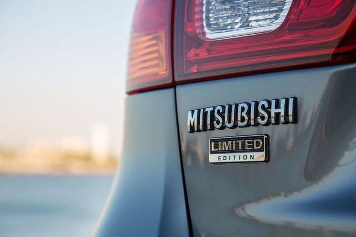 Mitsubishi ra mat Outlander Sport Limited Edition gia 506 trieu-Hinh-3