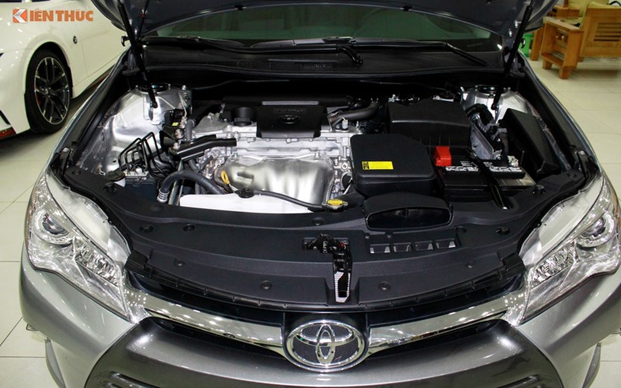Can canh Toyota Camry XLE gia 1,9 ty tai Vieetj Nam-Hinh-11