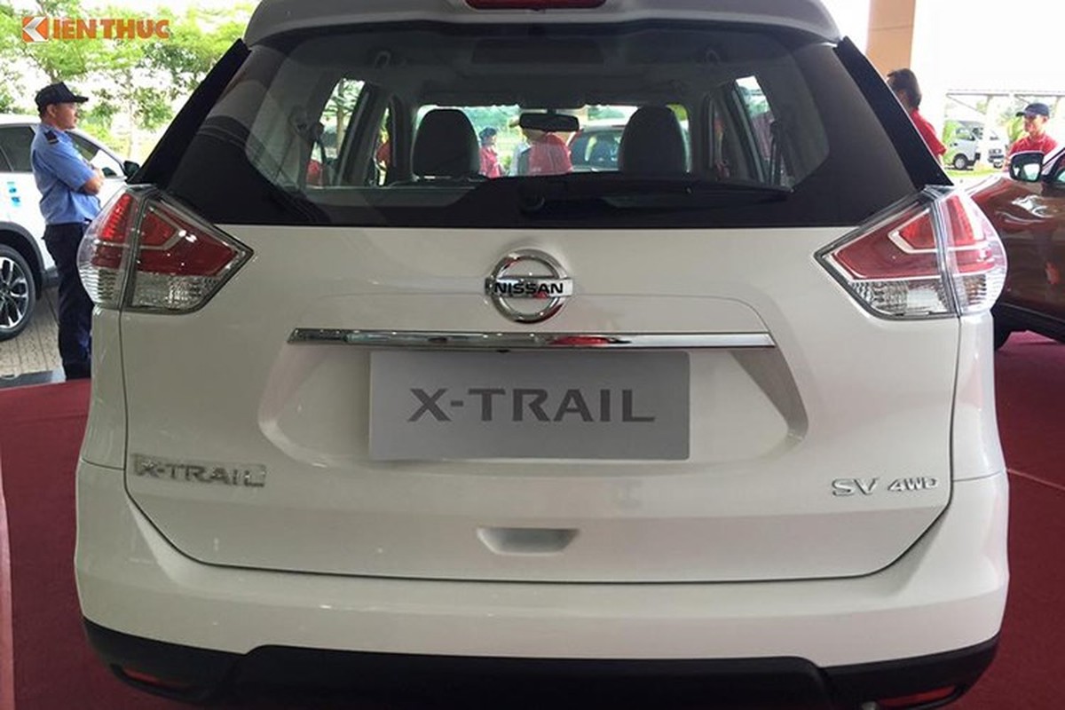 Nissan X-Trail giam gia 100 trieu dong 