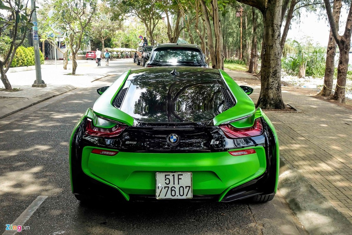 BMW i8 mau xanh xuat hien o Sai Gon-Hinh-3