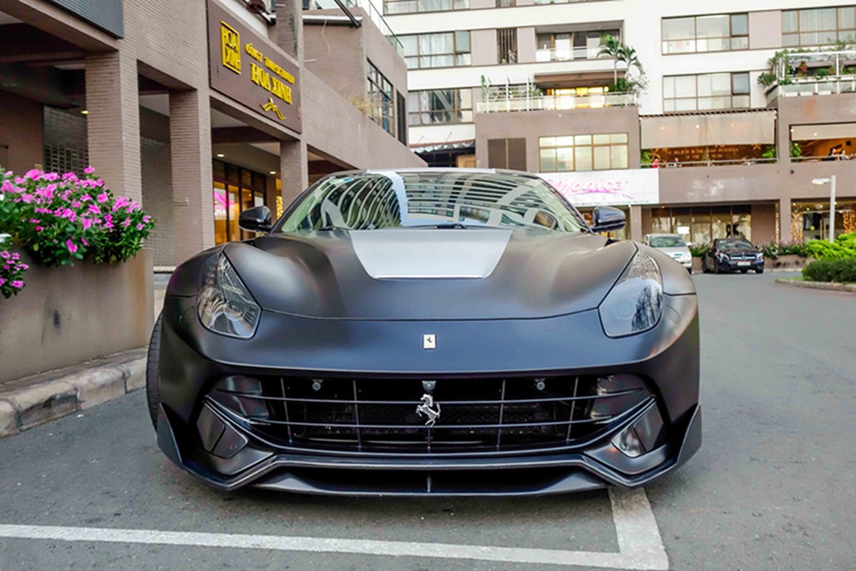 Cuong Do La &quot;thay ao&quot; sieu xe Ferrari F12 Berlinetta gia 20 ty-Hinh-2