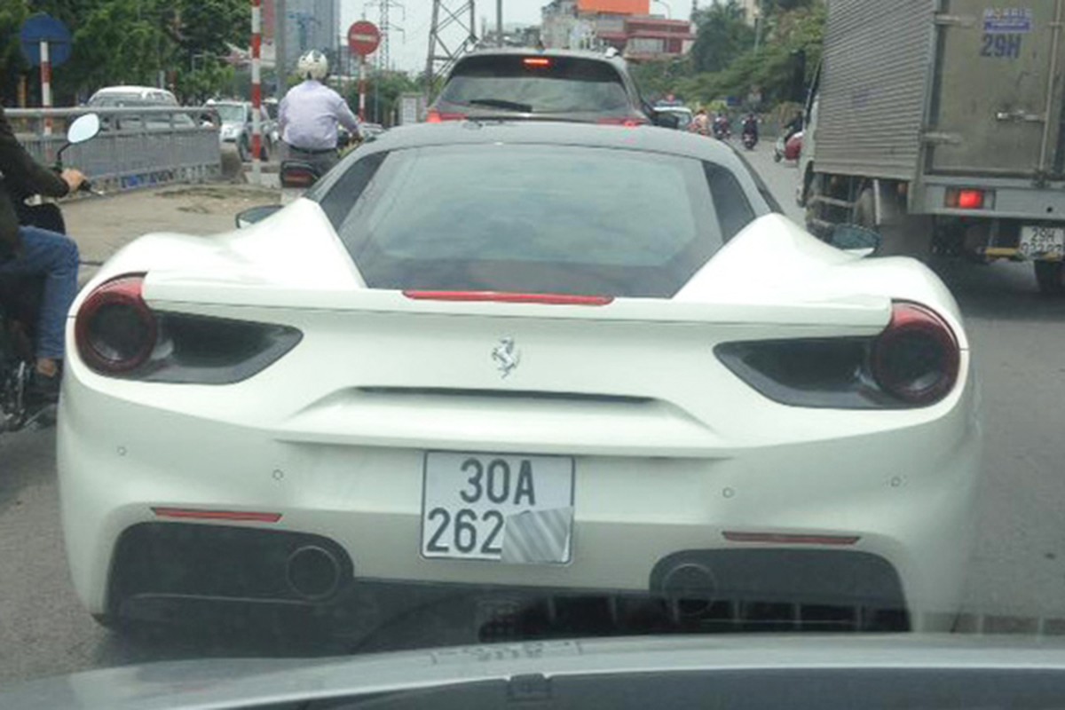 Sieu xe Ferrari 488 GTB cua Cuong Do la ra bien Ha Noi-Hinh-2