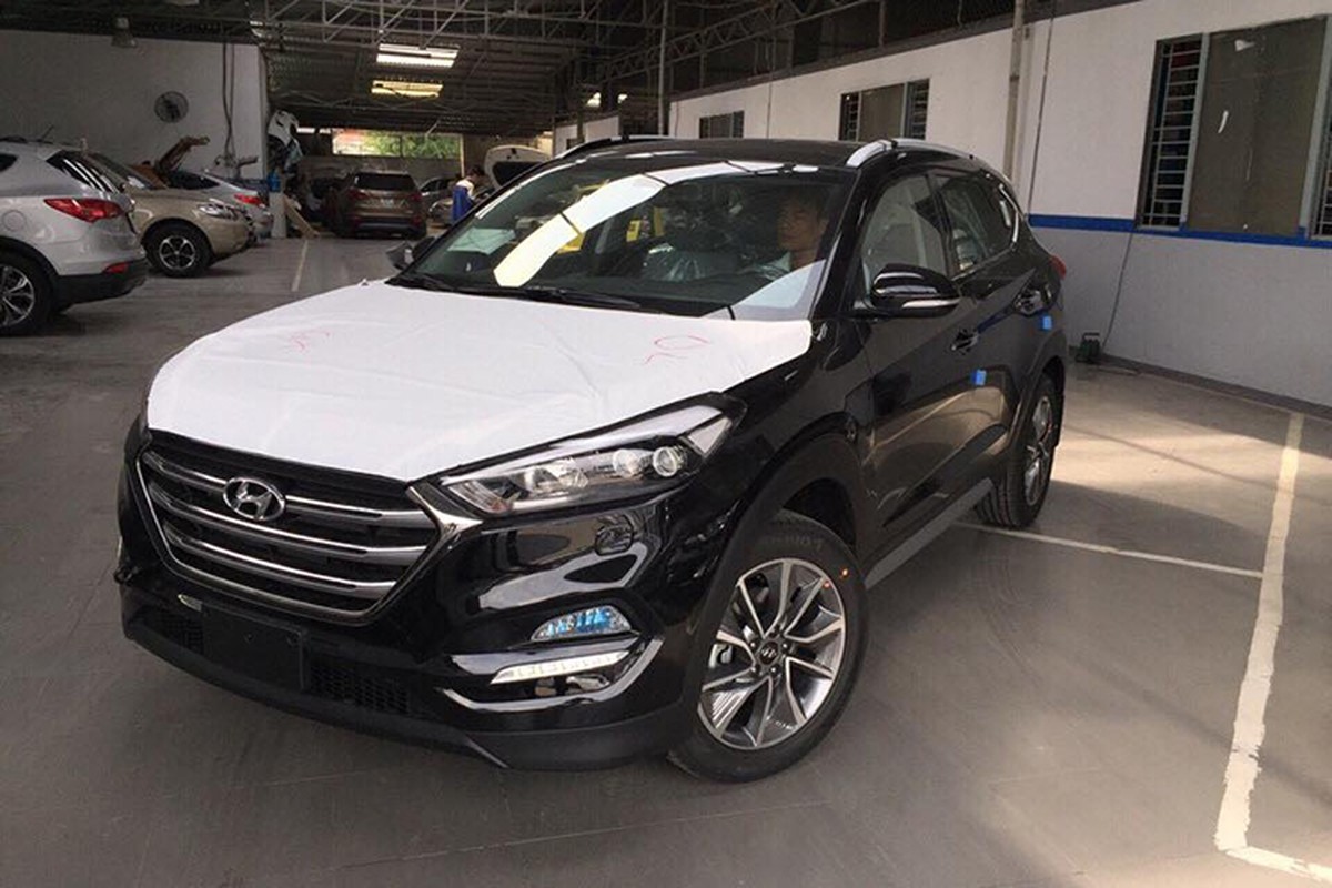 Hyundai Tucson 2017 dau tien &quot;cap ben&quot; Viet Nam