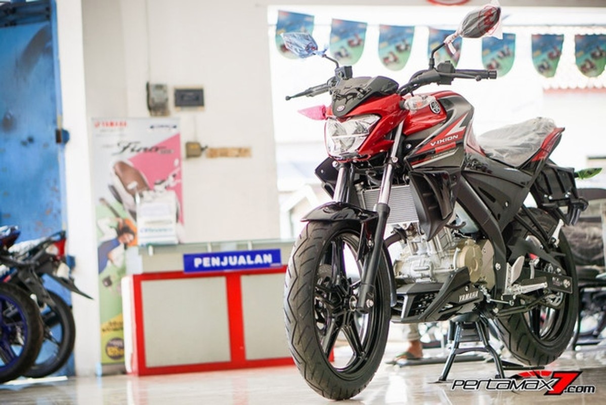 Yamaha FZ150i moi &quot;chot gia&quot; 45,5 trieu  dong tai DNA