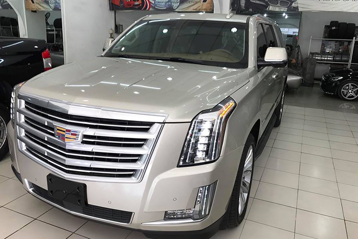 Can canh Cadillac Escalade gia 7 ty dong tai Viet Nam-Hinh-13