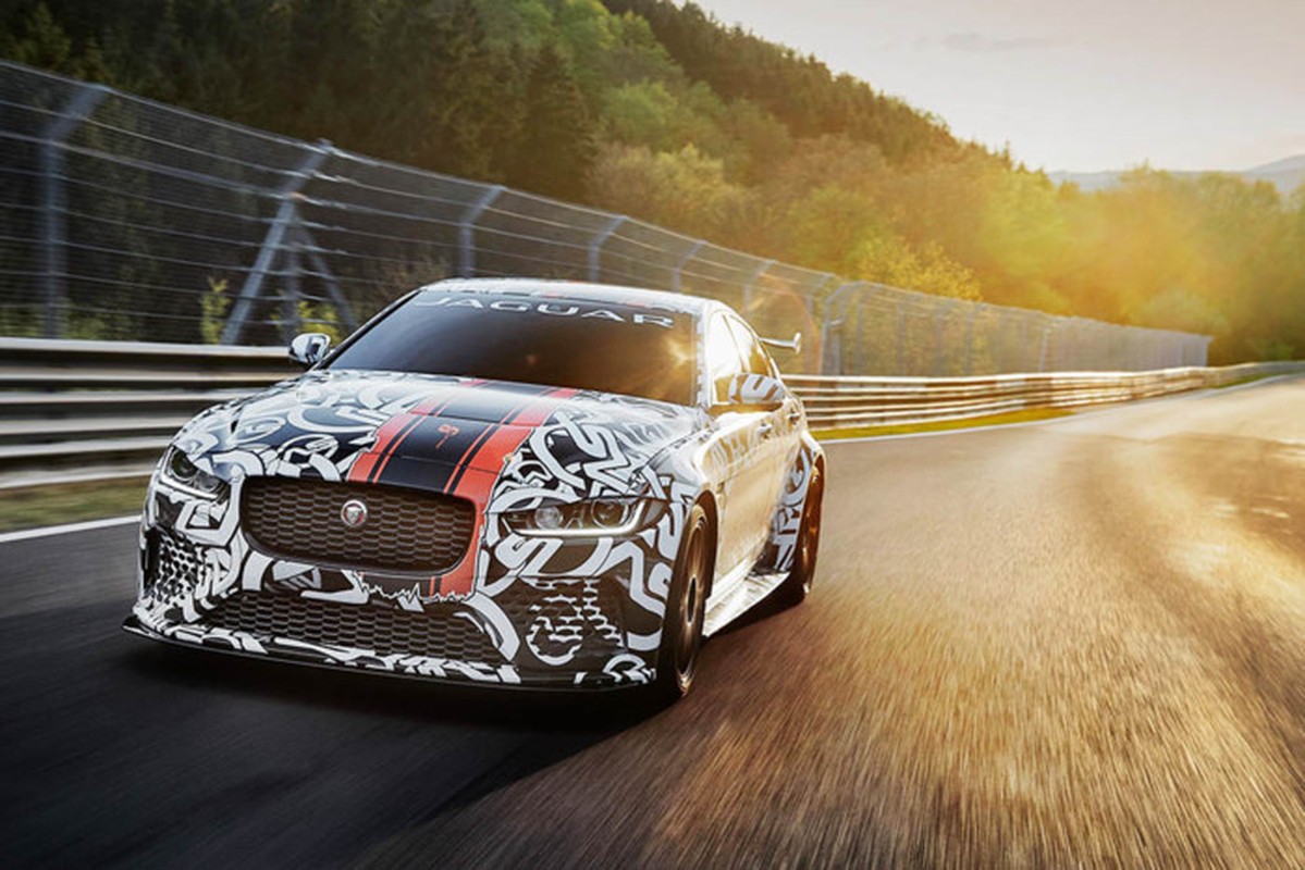 Jaguar &quot;nha hang&quot; XE SV Project 8 manh 600 ma luc-Hinh-6