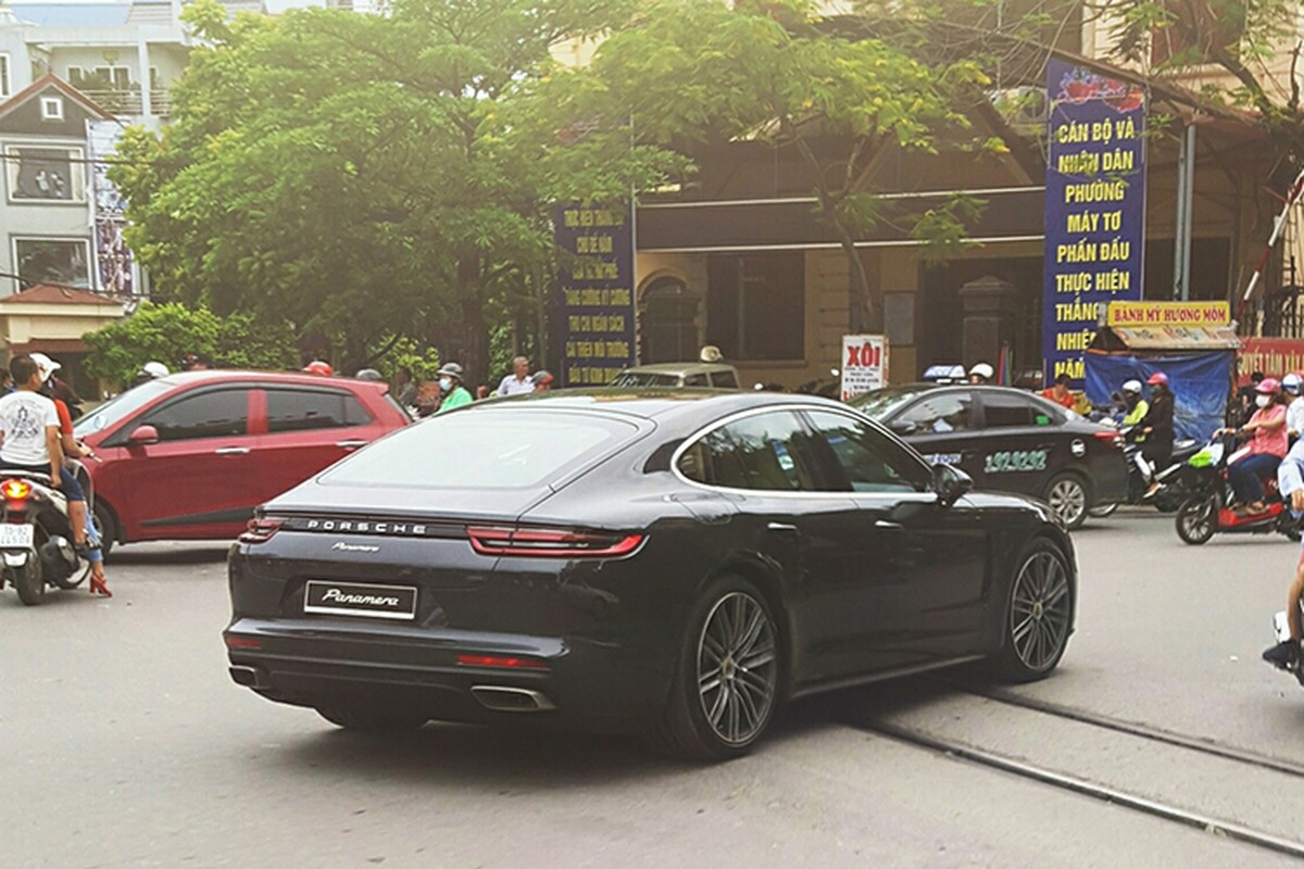 Porsche Panamera Turbo 2017 gia 12 ty tai Hai Phong-Hinh-2