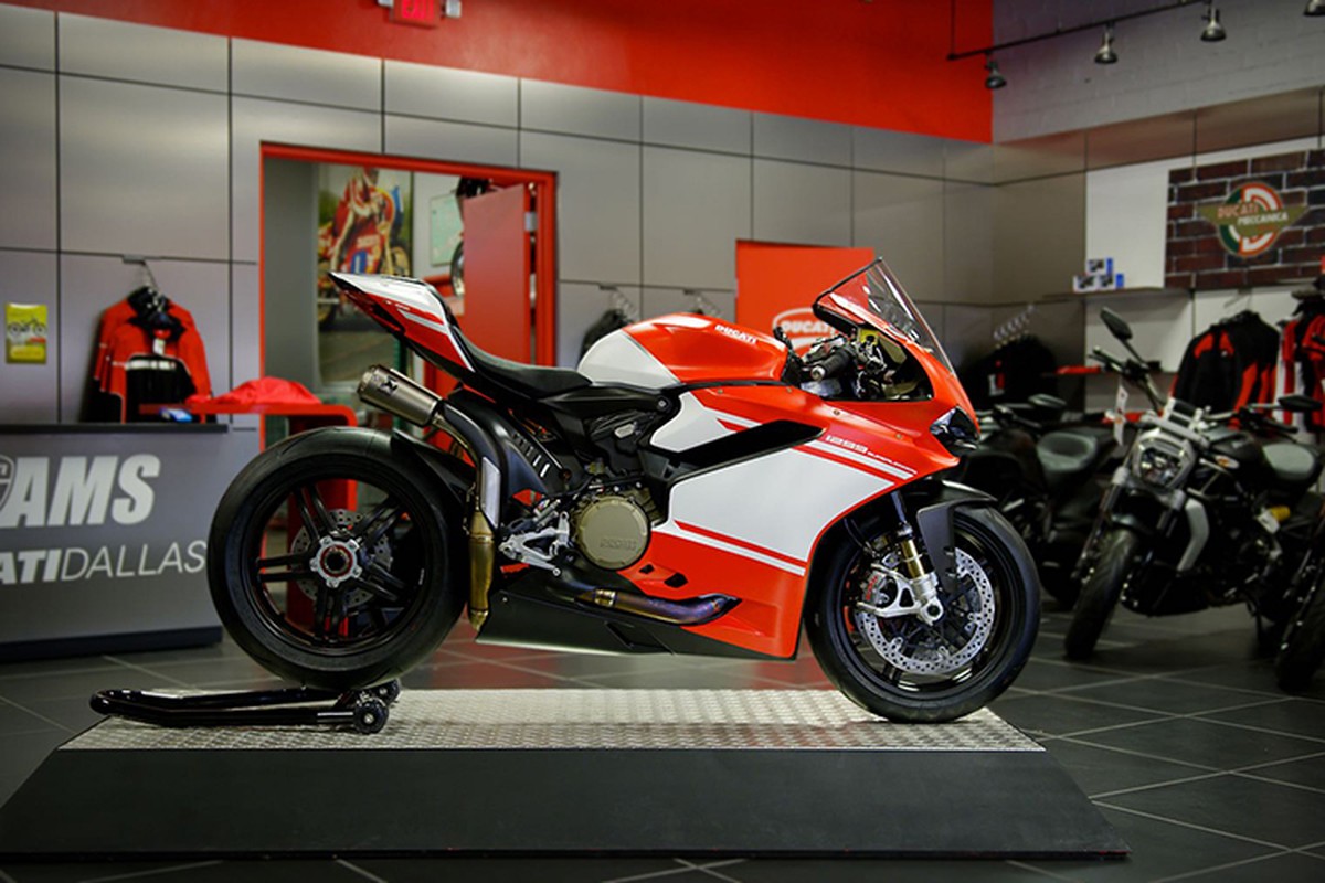 Sieu moto Ducati 1299 Superleggera hon 2 ty da co chu-Hinh-2