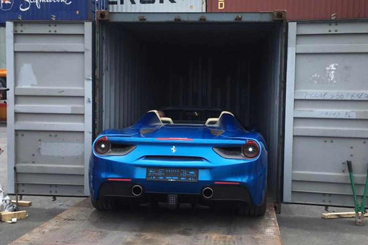 Ferrari 488 Spider tien ty dau tien ve Viet Nam tai xuat-Hinh-11