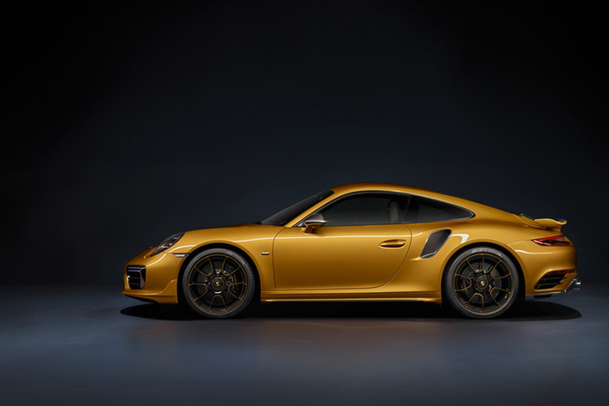 &quot;Soi&quot; Porsche 911 Turbo S Exclusive ban gioi han cuc doc-Hinh-2