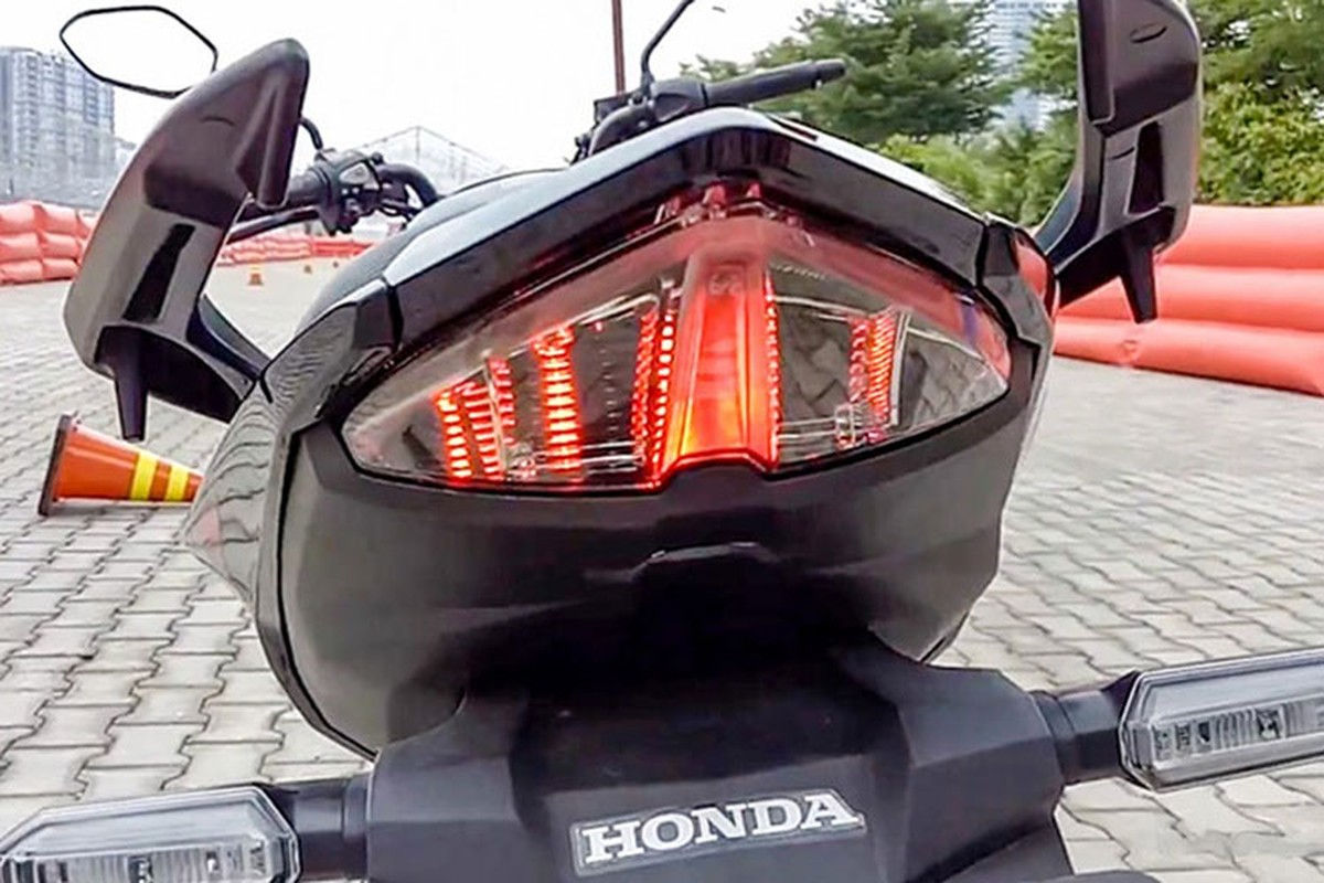 Xe moto Honda CB150R StreetFire &quot;chot gia&quot; tu 44 trieu-Hinh-7