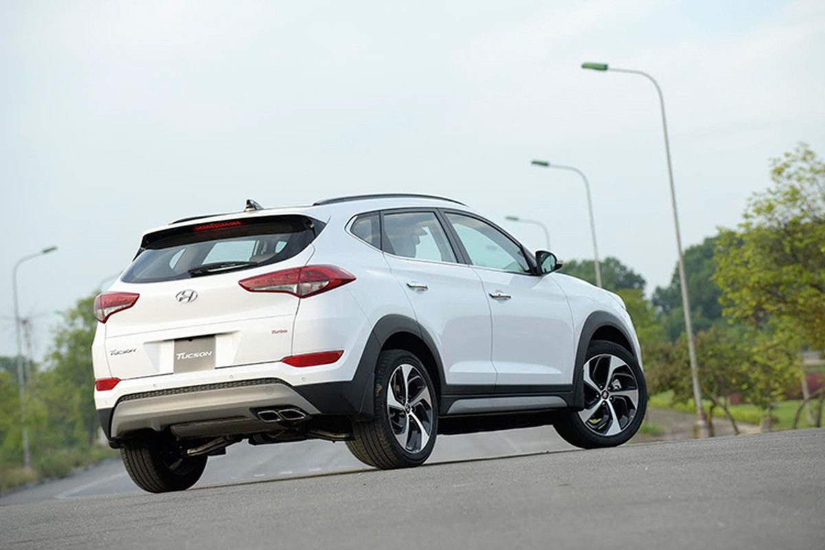 Hyundai Tucson CKD &quot;chot gia&quot; tu 815 trieu Viet Nam-Hinh-3