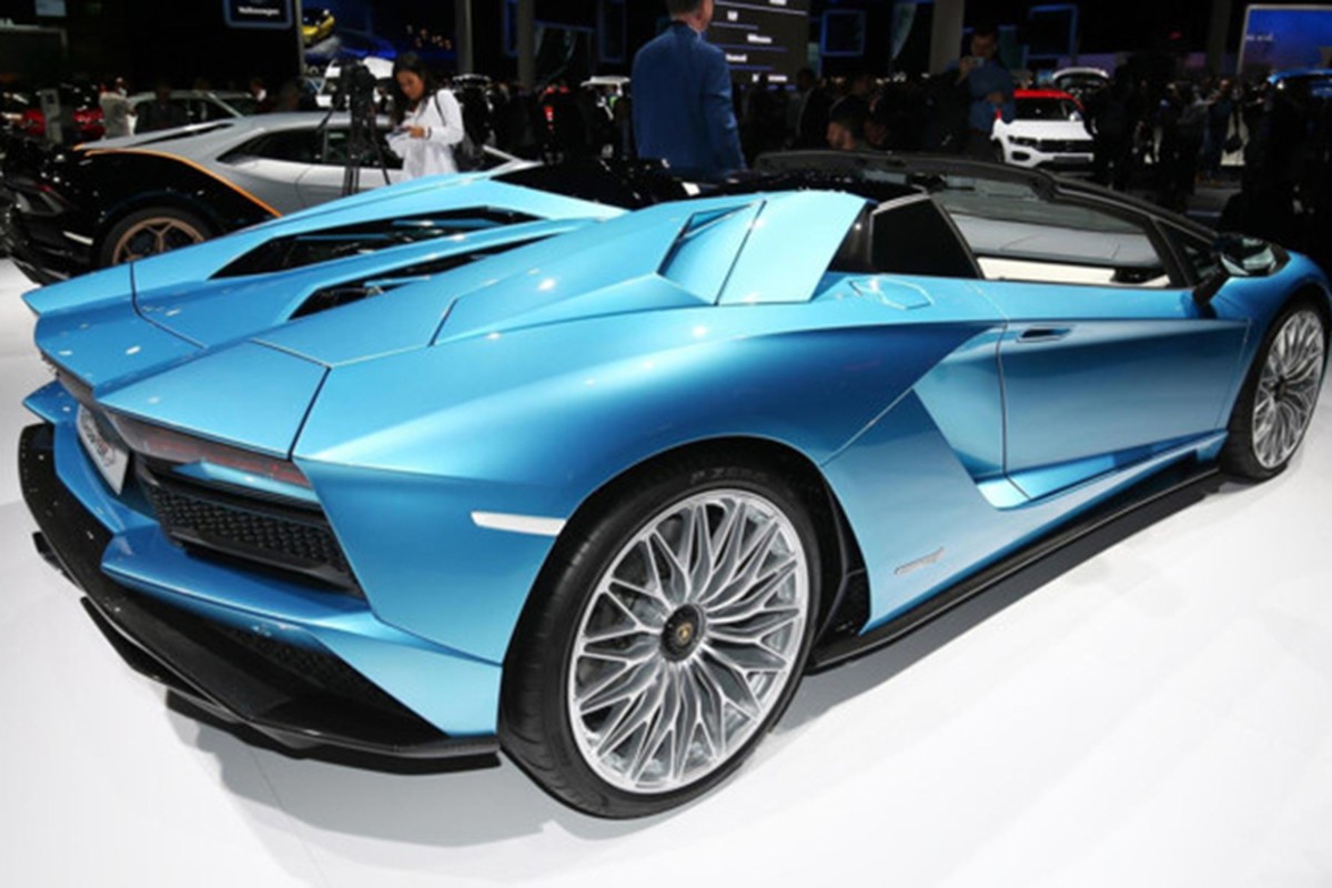 Sieu xe Lamborghini Aventador S Roadster &quot;chot gia&quot;-Hinh-3