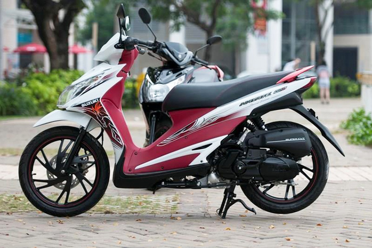 Suzuki &quot;khai tu&quot; 3 mau xe may tai Viet Nam-Hinh-5