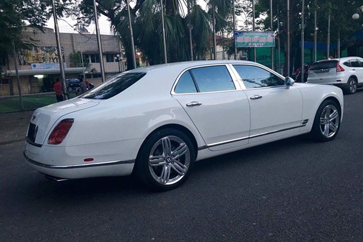 Bentley Mulsanne &quot;dai ha gia&quot; chi 5,7 ty tai Ha Noi-Hinh-5