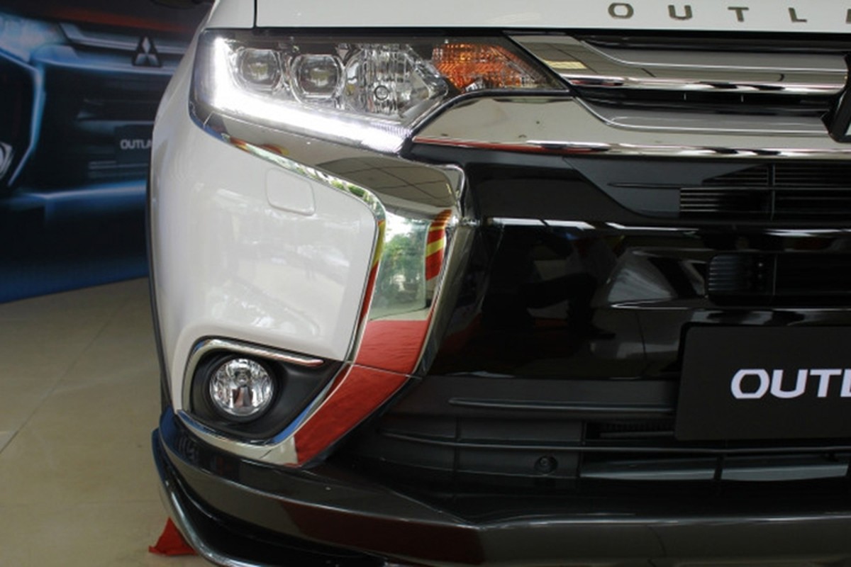 Mitsubishi Outlander se lap rap Viet Nam &quot;dau&quot; Honda CR-V-Hinh-3
