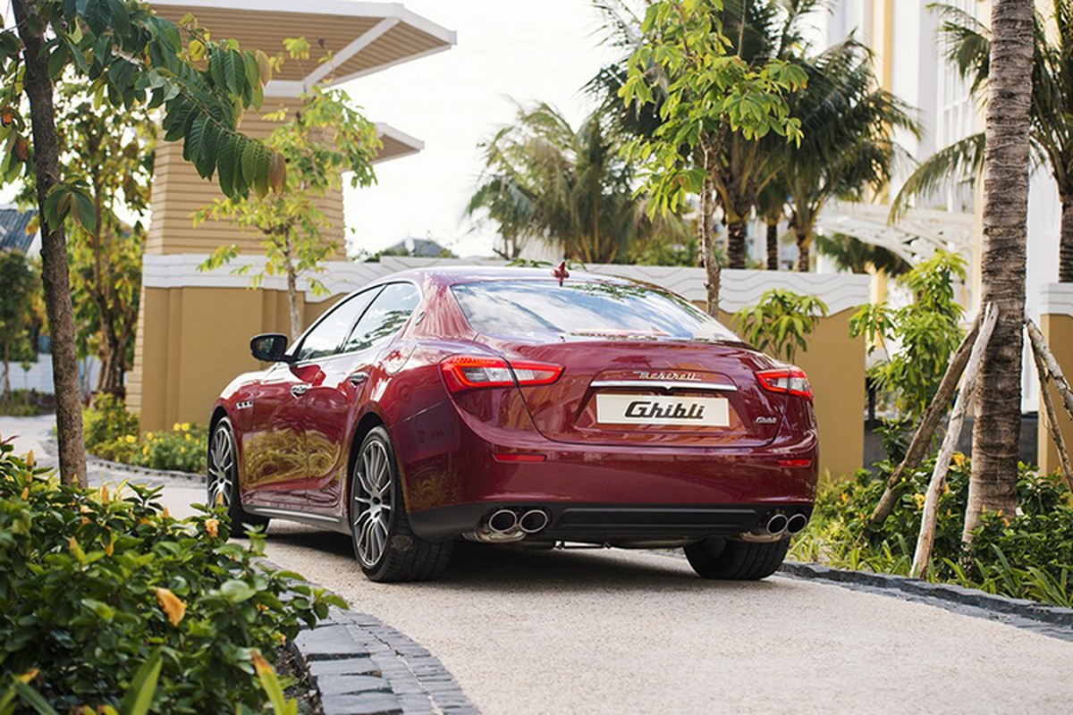 Chu tich Ha Noi &quot;ngam&quot; xe sang Maserati Ghibli tien ty-Hinh-8