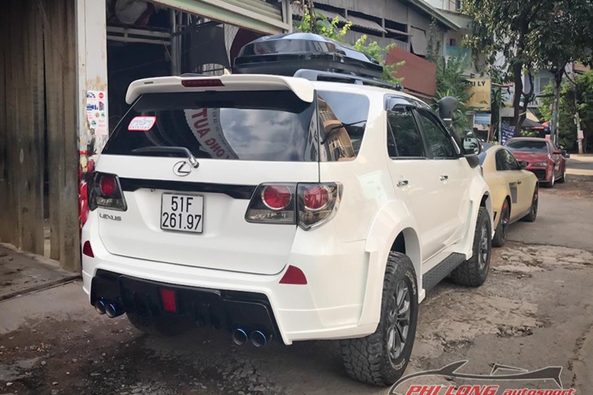 Toyota Fortuner do xe sang Lexus sieu re tai Sai Gon-Hinh-4