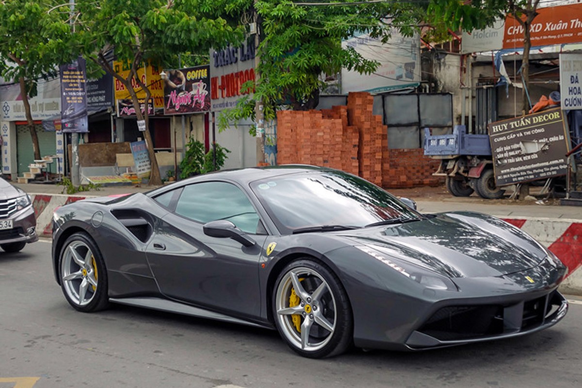 Cuong Do la lai Ferrari 488 GTB gia 15 ty tai Vung Tau-Hinh-8